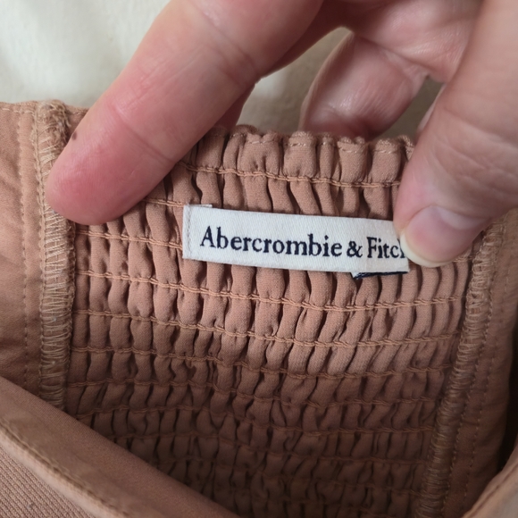 Abercrombie & Fitch Tan Smocked Top - Picture 4 of 7